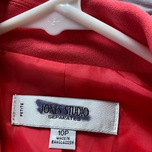 Jones studio blazer